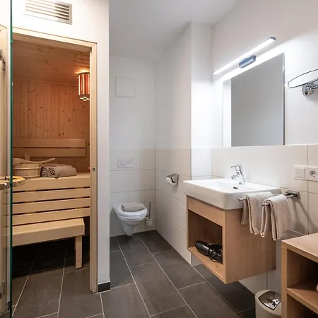 Апарт-отель Alpenparks Montana 4*