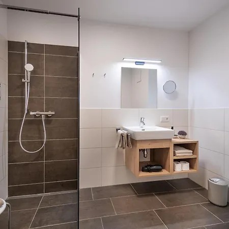 Hotel apartamentowy Alpenparks Montana 4*