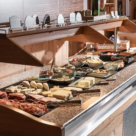 Alpenparks Montana 4*