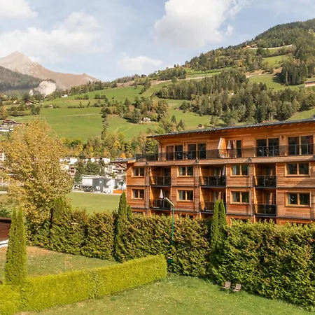 Alpenparks Montana Lägenhetshotell *
